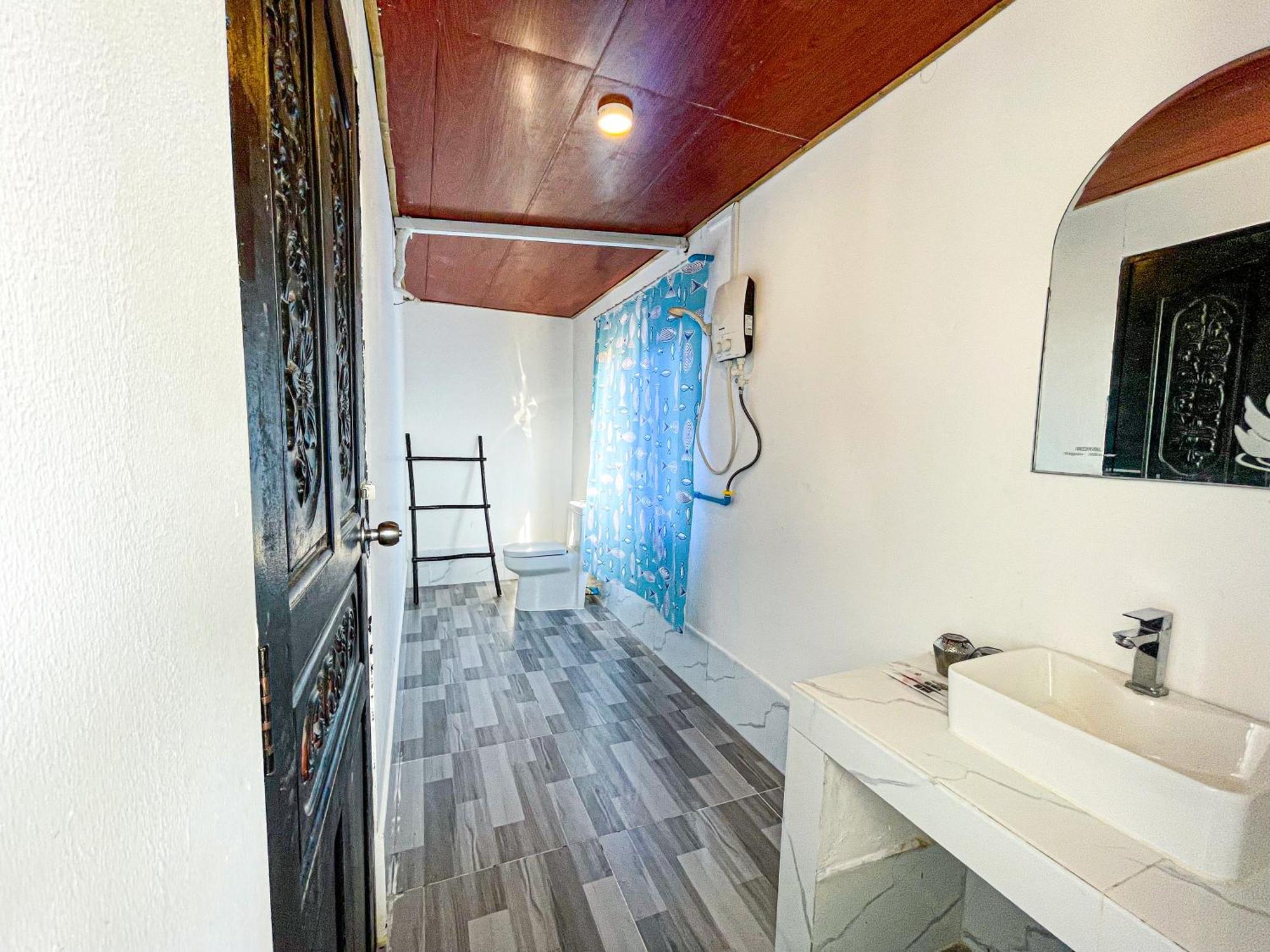Coral Hotel Ко Ронг Санлоем Екстериор снимка