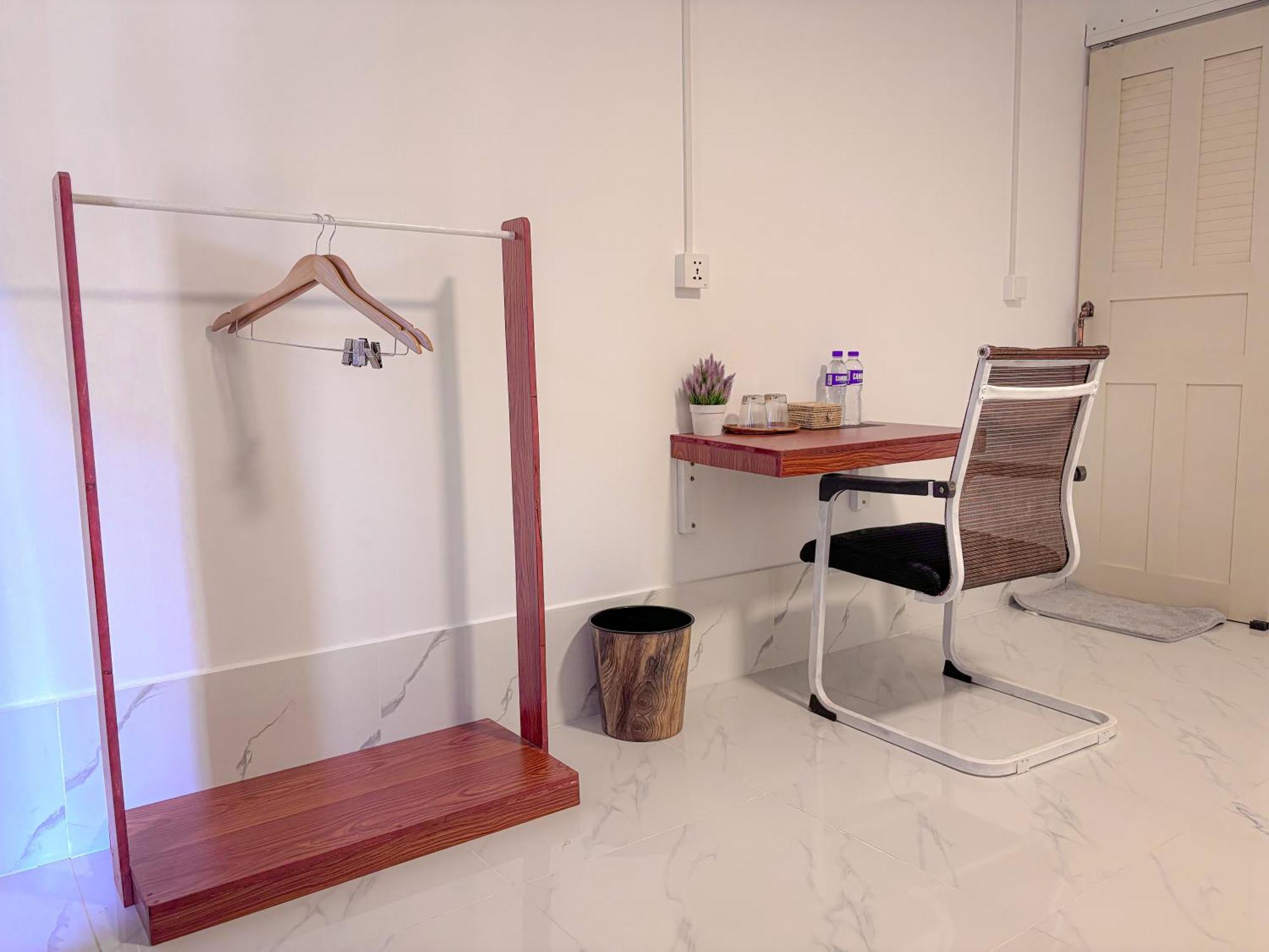 Coral Hotel Ко Ронг Санлоем Екстериор снимка